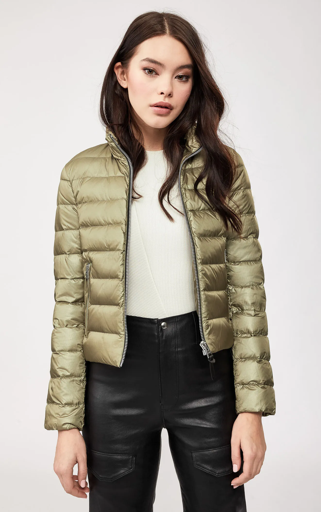 Women's Utility Puffer Jacket - Multi-Pocket Down Coat Military Green Five Oceans Garment Women's Utility Puffer Jacket - Multi-Pocket Down Coat Military Green
